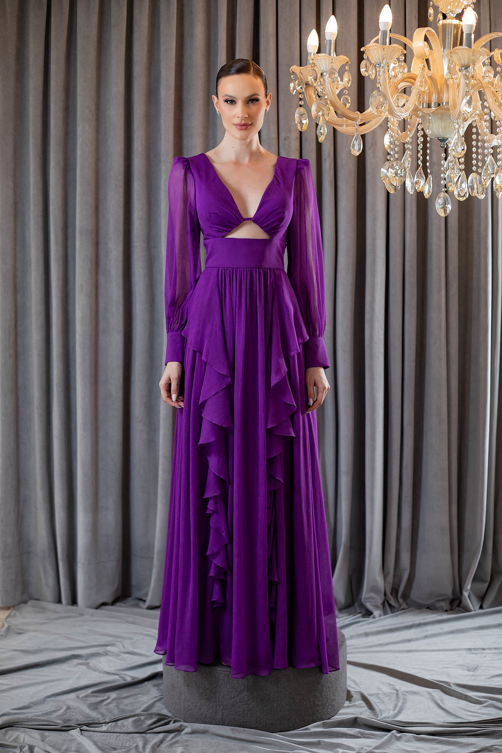 Vestido de Festa Longo Roxo em Chiffon com Mangas Longas