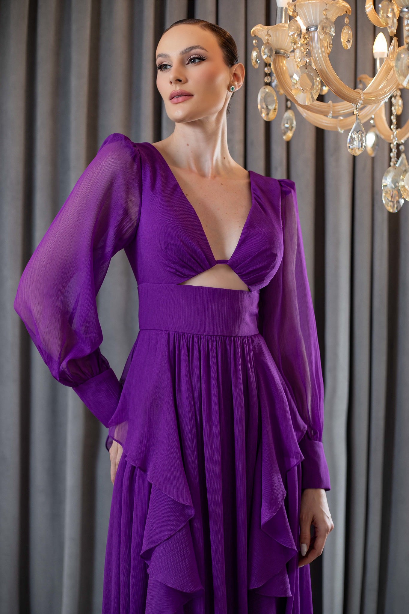 Vestido de Festa Longo Roxo em Chiffon com Mangas Longas