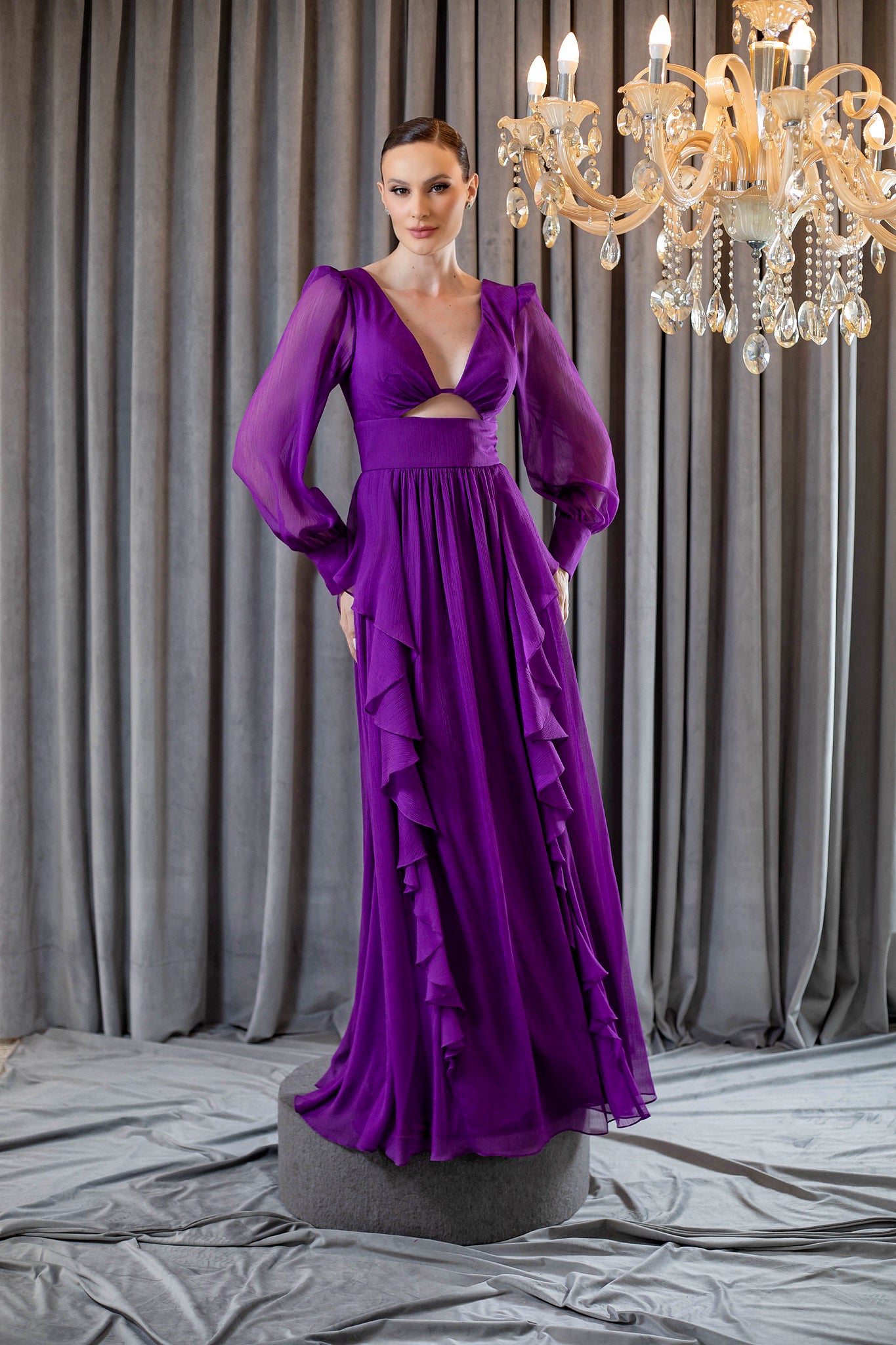 Vestido de Festa Longo Roxo em Chiffon com Mangas Longas